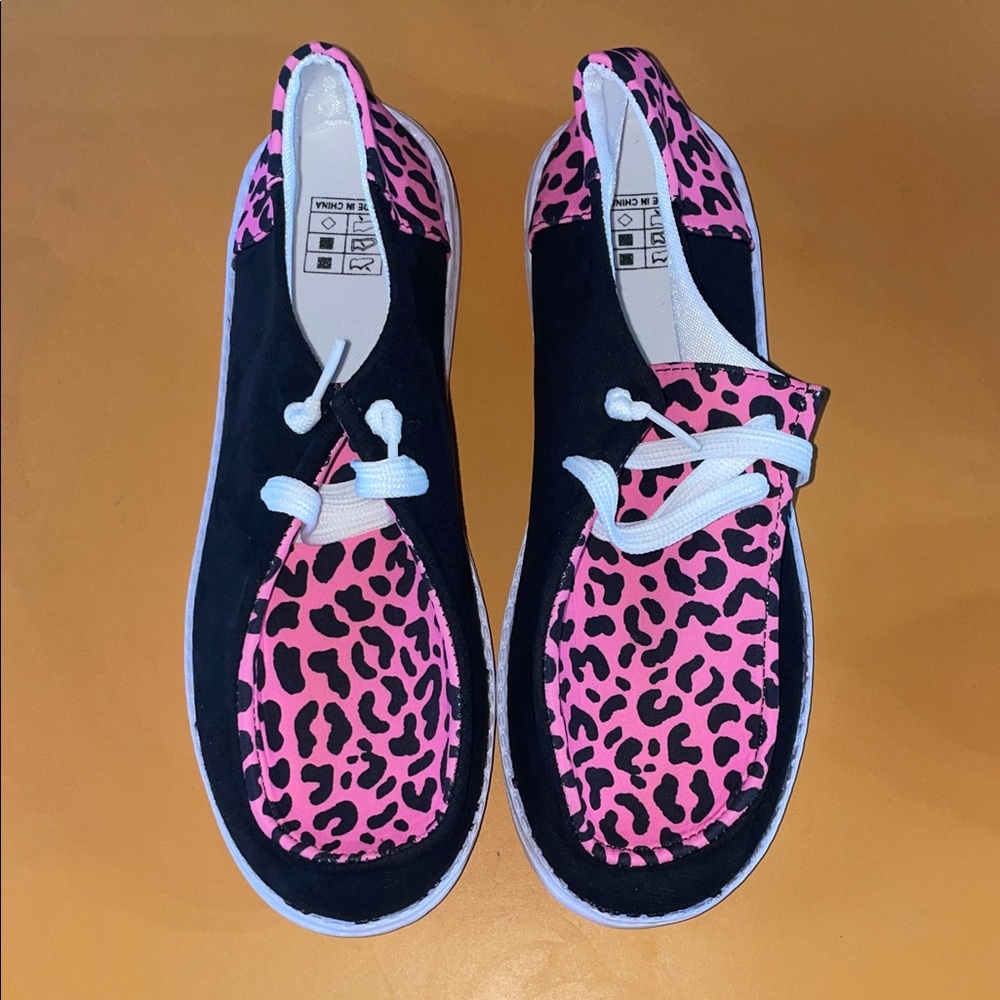 Pink leopard and black sneakers